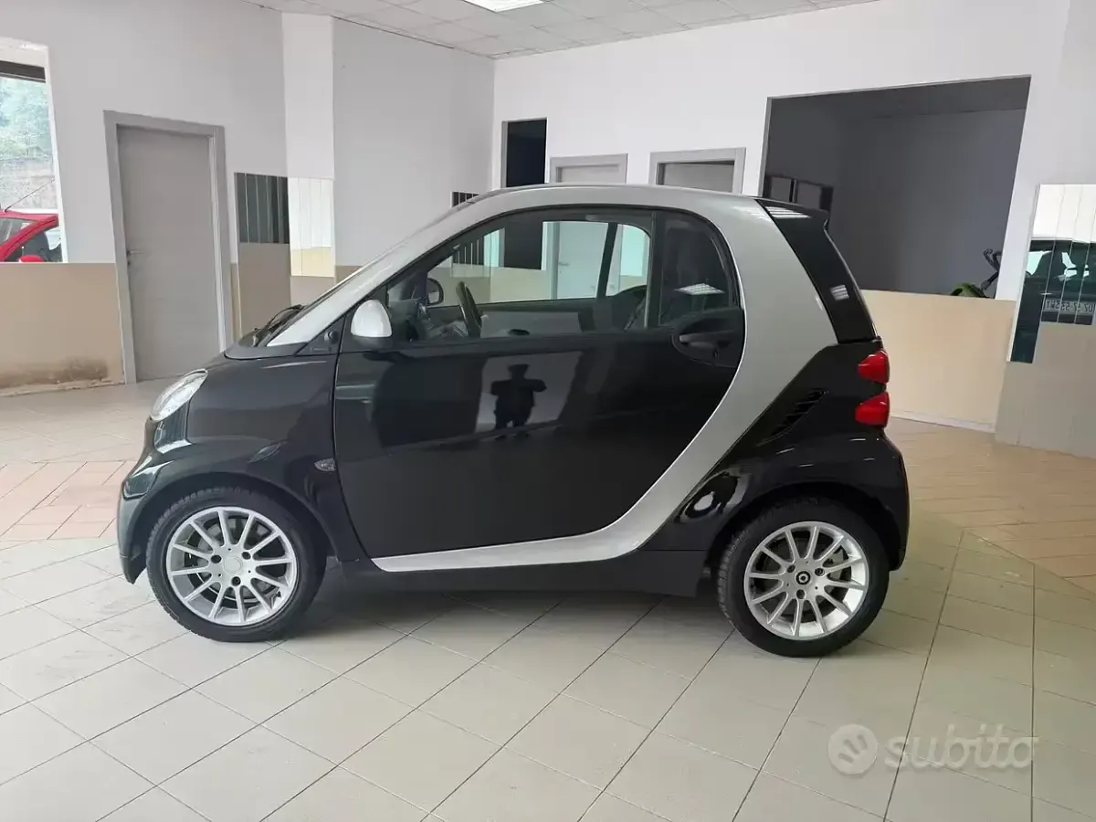 Usata Smart ForTwo Coupé Passion 71 CV (52 kW) 2010 Nero Coupé