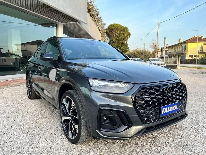 Usata Audi Q5 S-Line 204 CV (150 kW) 2024 Grigio scuro SUV