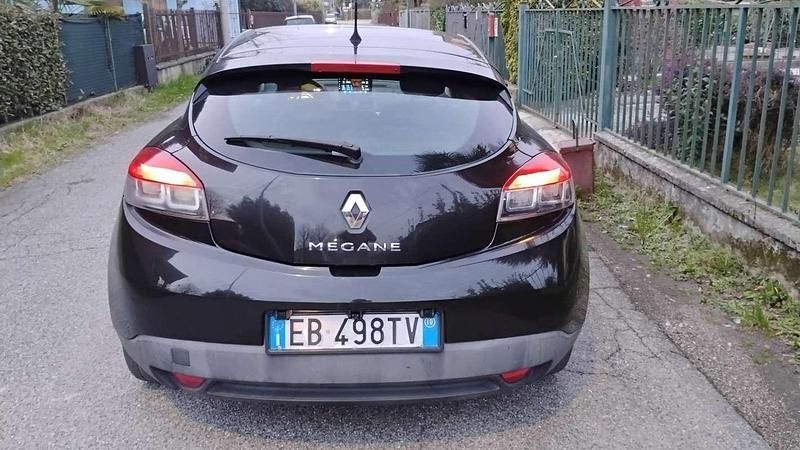 Usata Renault Mégane Coupé Dynamique 110 CV (80 kW) 2010 Nero Coupé
