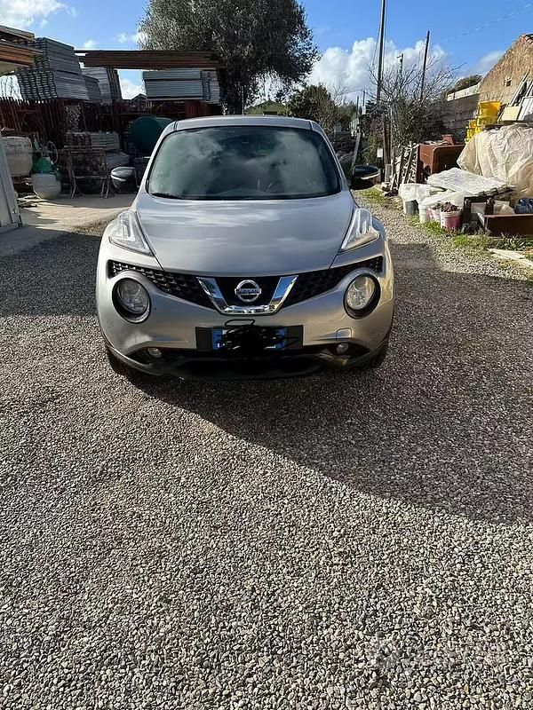 Usata Nissan Juke 110 CV (80 kW) 2015 Grigio SUV