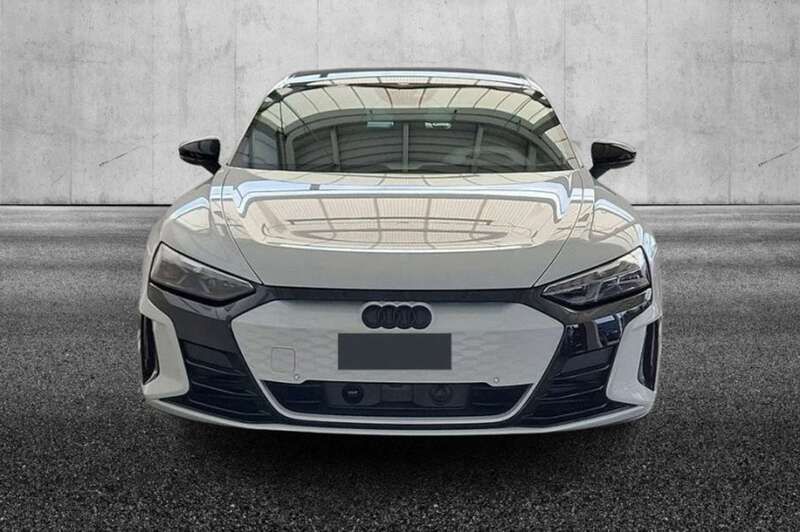 Usata Audi e-tron GT quattro Ambiente 141 kW (193 CV) 2023 Grigio Berlina