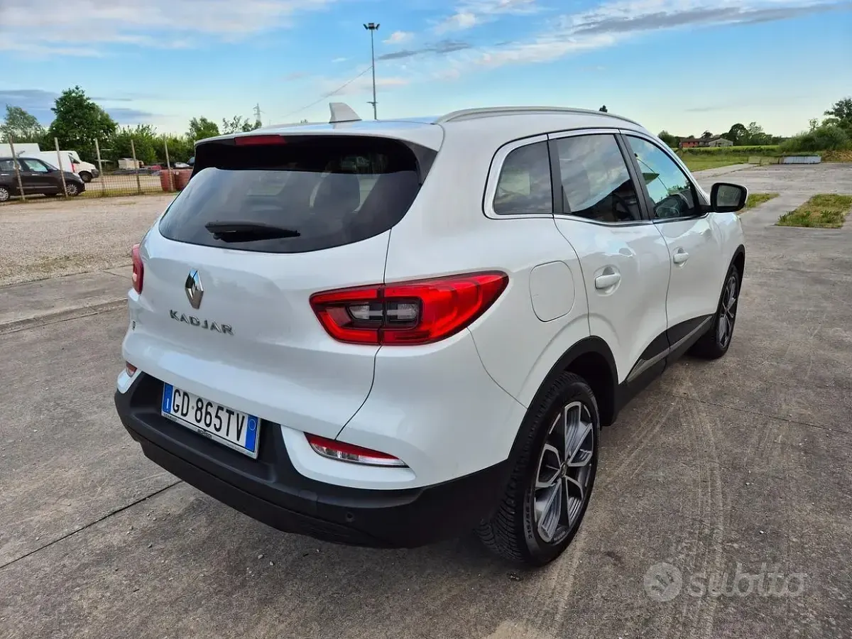 Usata Renault Kadjar Black Edition 116 CV (85 kW) 2021 Bianco SUV