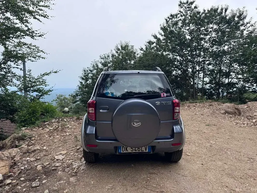 Usata Daihatsu Terios 105 CV (77 kW) 2007 SUV