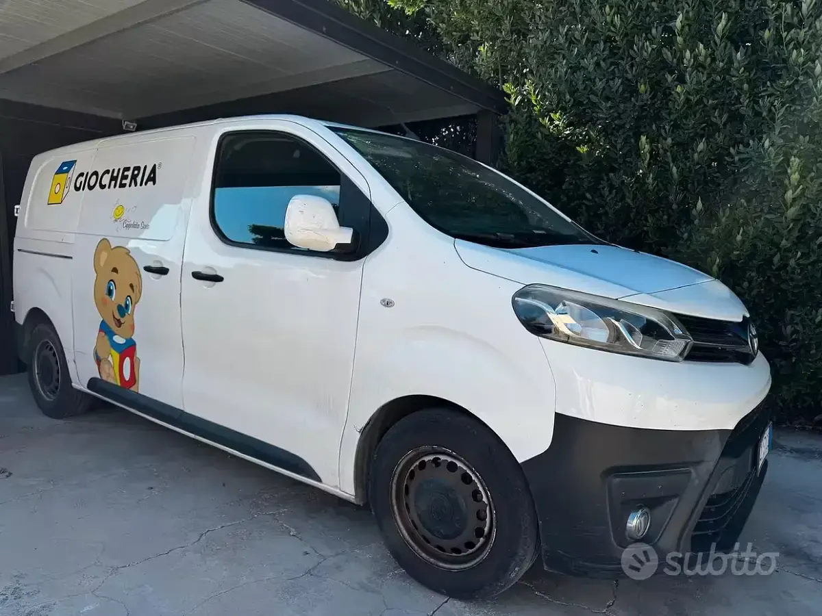 Usata Toyota Proace 115 CV (84 kW) 2017 Monovolume