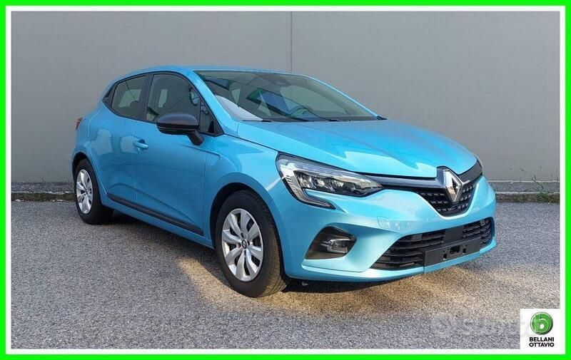 Usata Renault Clio V Business 91 CV (66 kW) 2022 Azzurro metallizzato Berlina