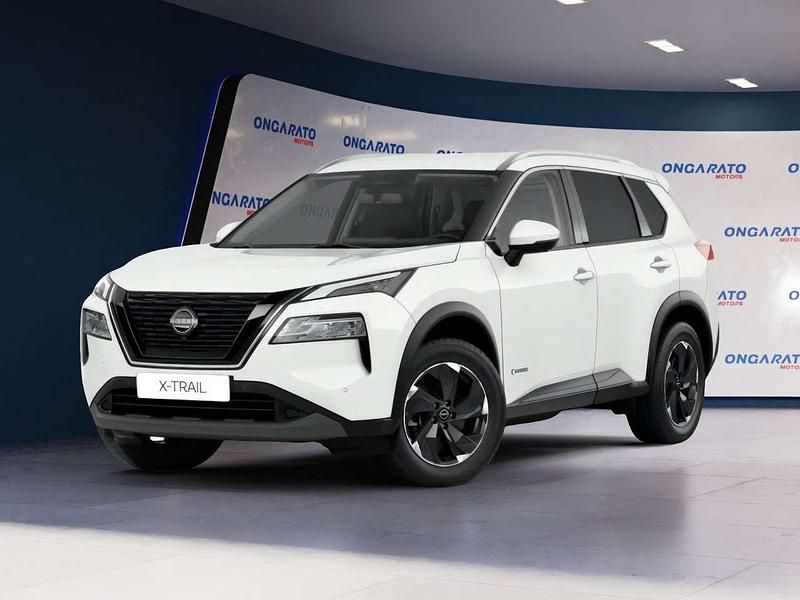 Usata Nissan X-Trail N-Connecta 213 CV (156 kW) 2025 Bianco SUV