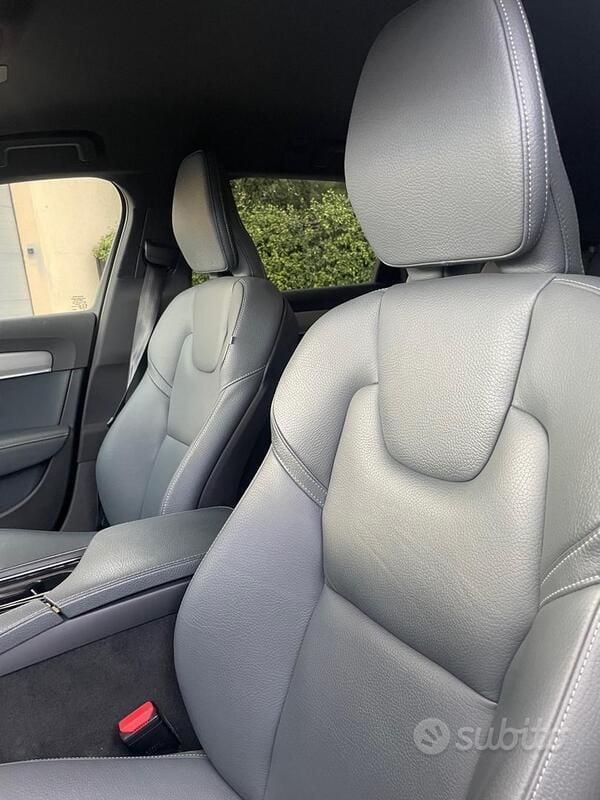 Usata Volvo V90 CC 197 CV (144 kW) 2020 Nero Station wagon