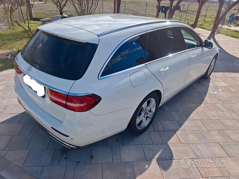 Usata Mercedes E220 194 CV (142 kW) 2017 Bianco Station wagon