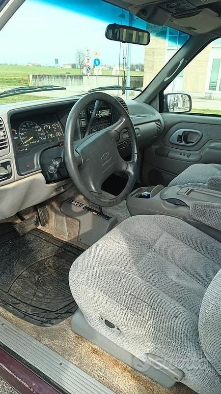 Usata Chevrolet Tahoe 210 CV (154 kW) 1995 Rosso SUV