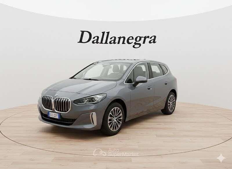 Usata BMW 218 Active Tourer Luxury Line 150 CV (110 kW) 2023 Grigio Monovolume