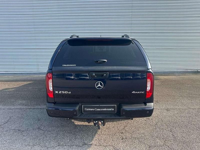 Usata Mercedes X250 190 CV (139 kW) 2019 Blu Pick-up