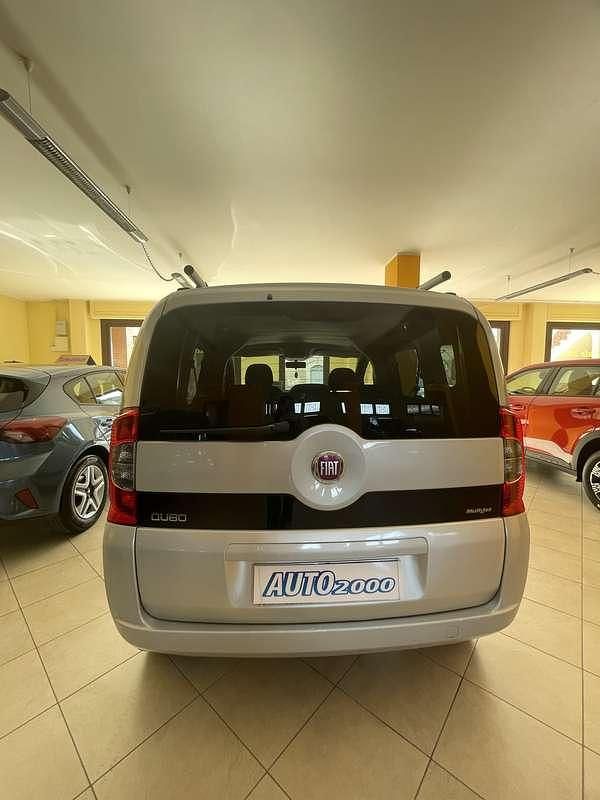 Usata Fiat Qubo Active 95 CV (69 kW) 2015 Argento Monovolume