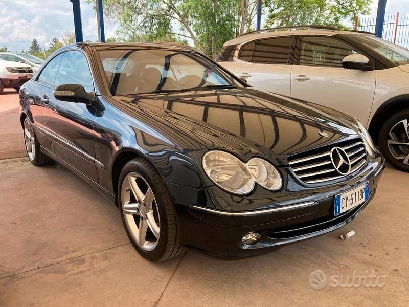 Usata Mercedes CLK270 Avantgarde 170 CV (125 kW) 2006 Nero Coupé