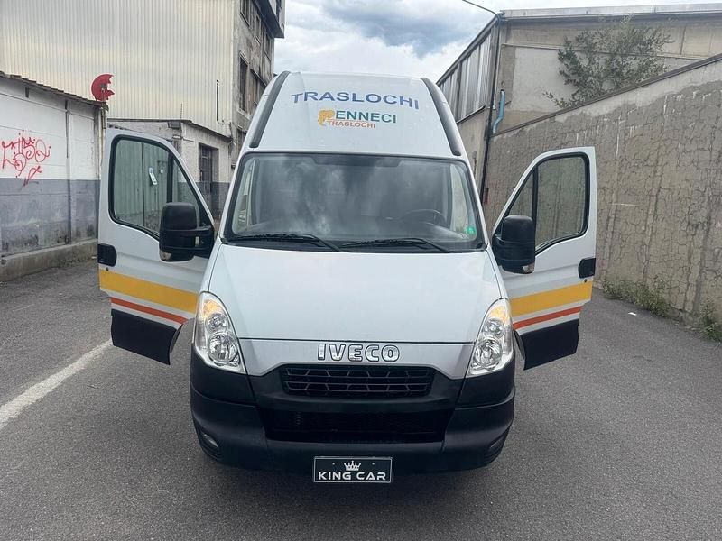 Usata Iveco Daily 145 CV (106 kW) 2012 Bianco