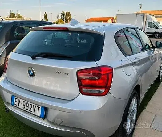 Usata BMW 118 143 CV (105 kW) 2014 Grigio Utilitaria