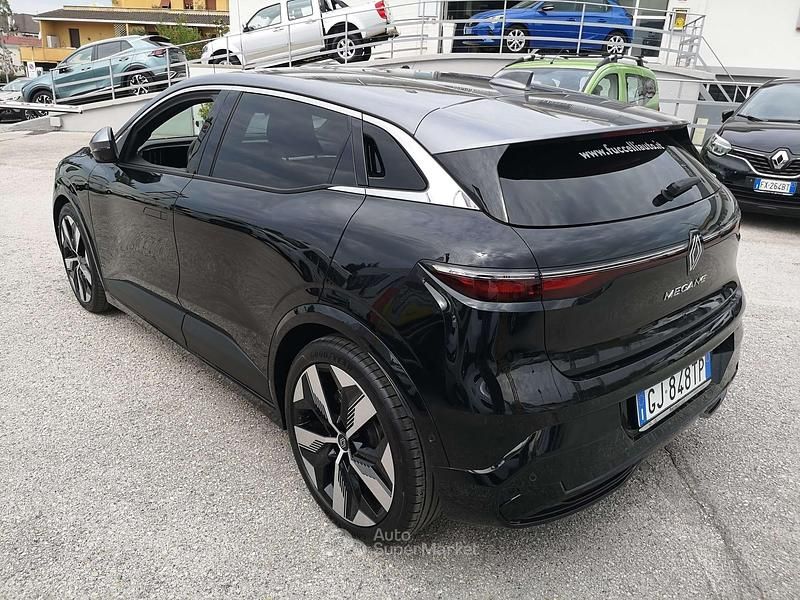 Usata Renault Mégane Techno 55 kW (75 CV) 2022 Nero Berlina