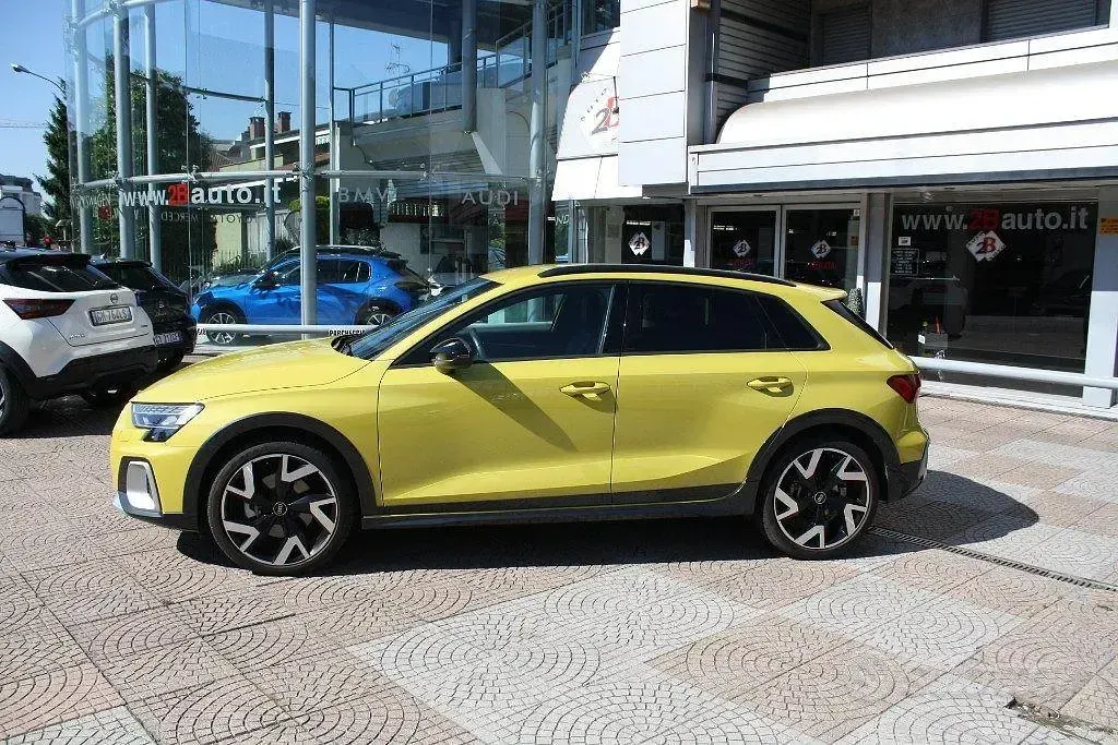 Usata Audi A3 150 CV (110 kW) 2025 Giallo Berlina