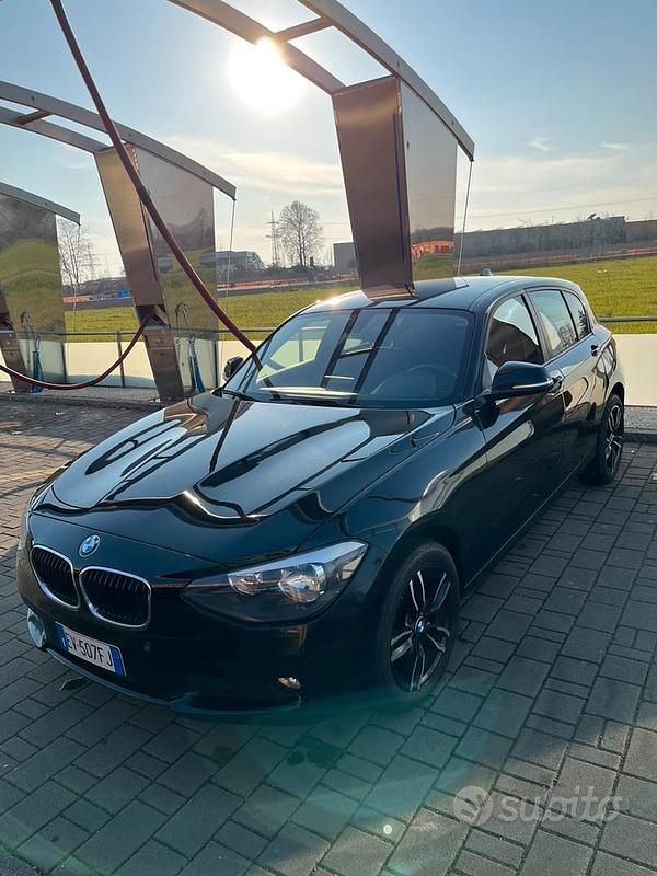 Usata BMW 114 Sport Line 95 CV (69 kW) 2014 Nero Utilitaria