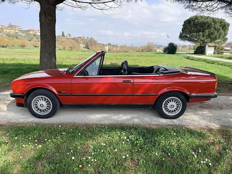 Usata BMW 320 Cabriolet 129 CV (94 kW) 1987 Rosso Cabrio