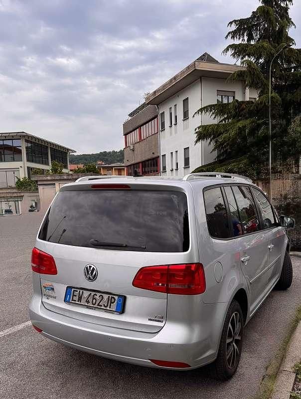Usata VW Touran Highline 150 CV (110 kW) 2014 Argento Monovolume