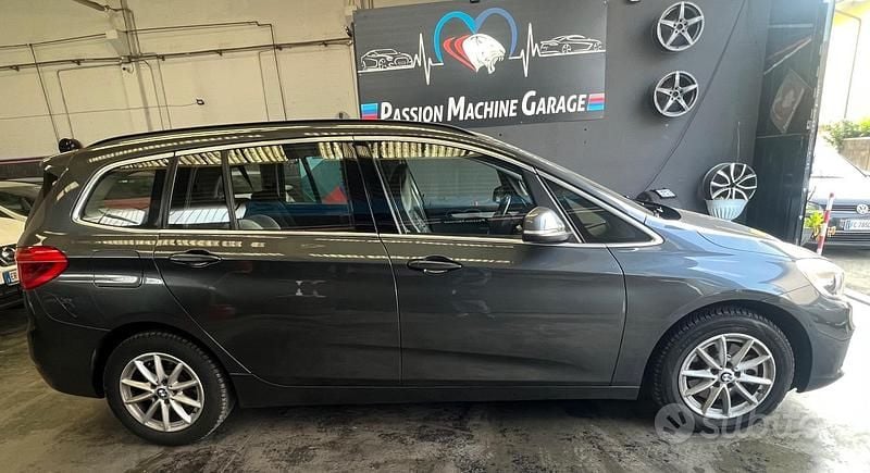 Usata BMW 218 150 CV (110 kW) 2017 Grigio Station wagon