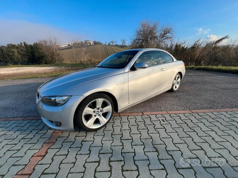 Usata BMW 320 Cabriolet 177 CV (130 kW) 2009 Grigio Cabrio