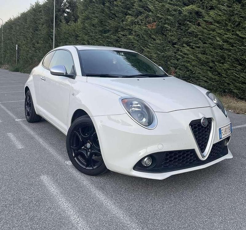 Usata 2017 Alfa Romeo MiTo Super Due volumi | 9000 € (Buon prezzo) - Immagine 1/4