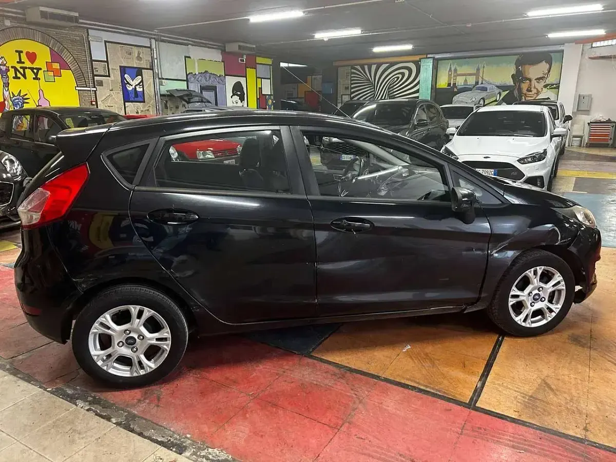 Occasion Ford Fiesta Titanium 80 PK (58 kW) 2013 Zwart Sedan