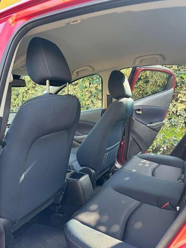 Usata Mazda 2 Evolve 90 CV (66 kW) 2022 Rosso Utilitaria