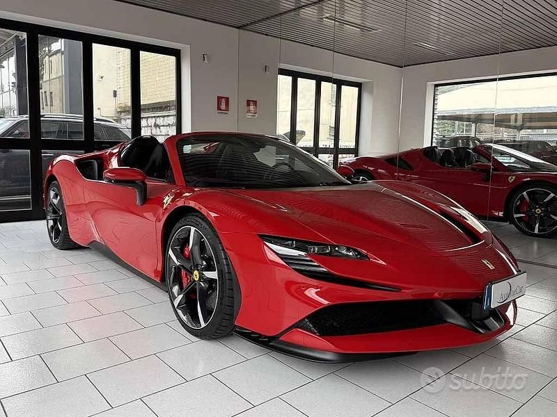 Nuova Ferrari SF90 1030 CV (757 kW) 2025 Rosso corsa / pastello Cabrio