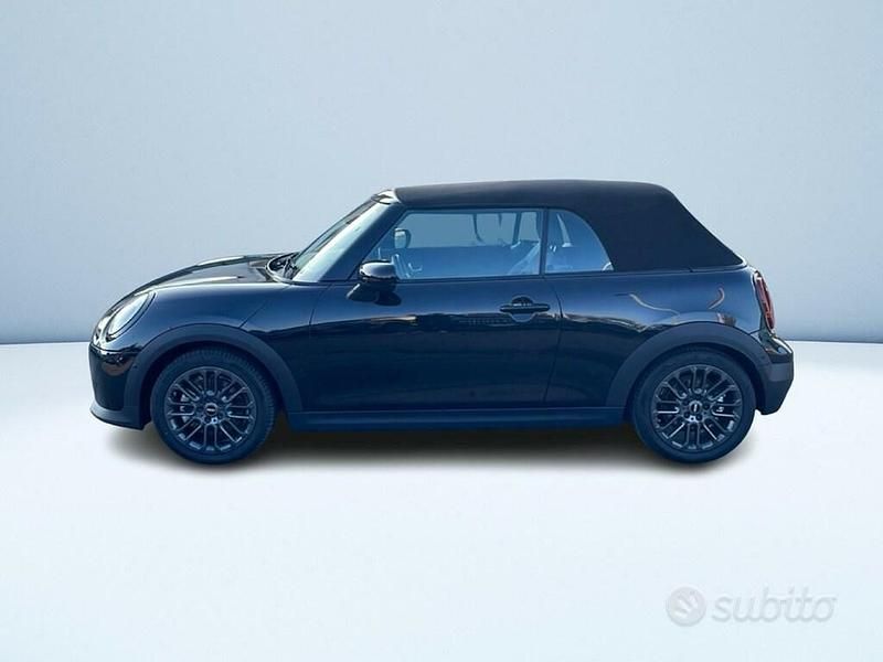 Usata Mini Cooper Cabriolet Classic 163 CV (119 kW) 2025 Nero Cabrio