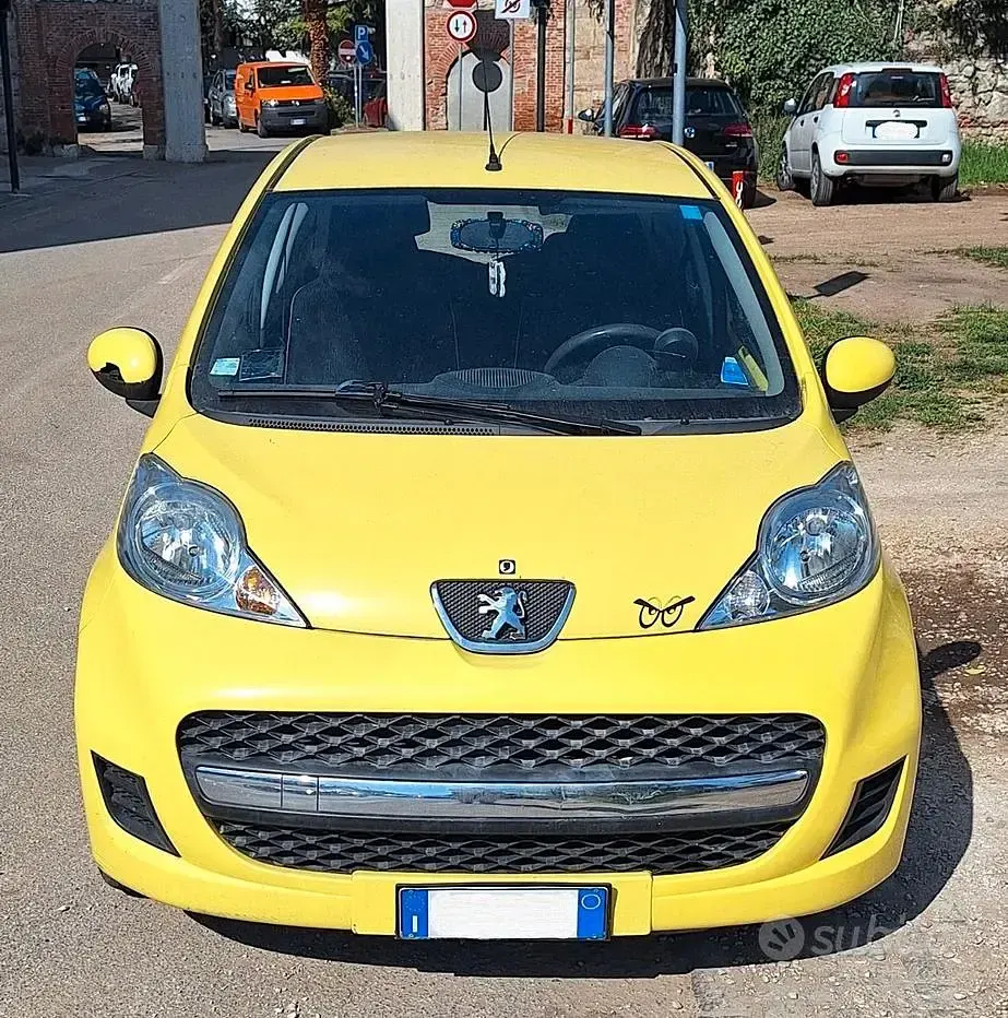 Usata Peugeot 107 68 CV (50 kW) 2009 Giallo Utilitaria