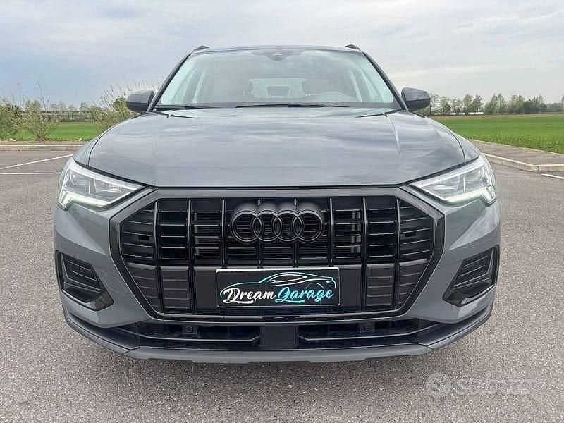 Usata Audi Q3 150 CV (110 kW) 2023 Grigio SUV