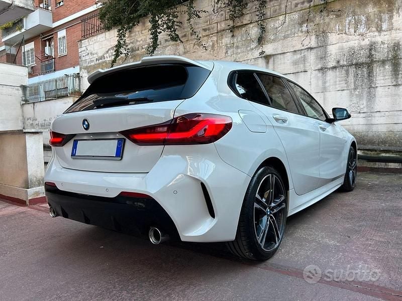 Usata BMW 118 M Sport 150 CV (110 kW) 2021 Bianco Utilitaria