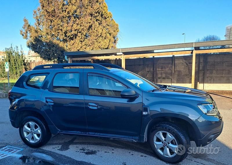 Usata Dacia Duster 115 CV (84 kW) 2019 Grigio SUV