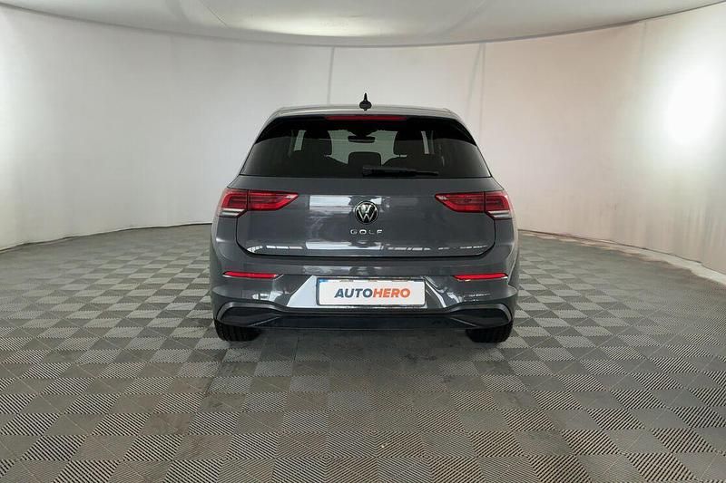 Usata VW Golf VIII Life 150 CV (110 kW) 2021 Grigio