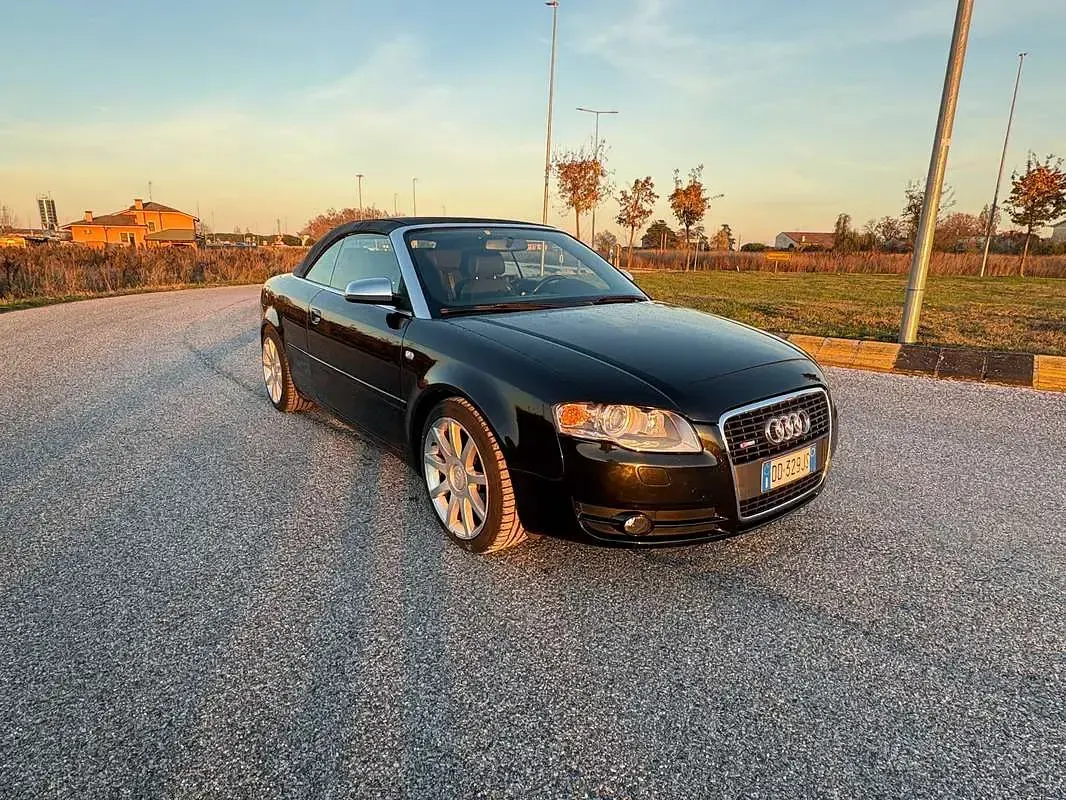 Usata Audi A4 Cabriolet 140 CV (102 kW) 2006 Nero Cabrio