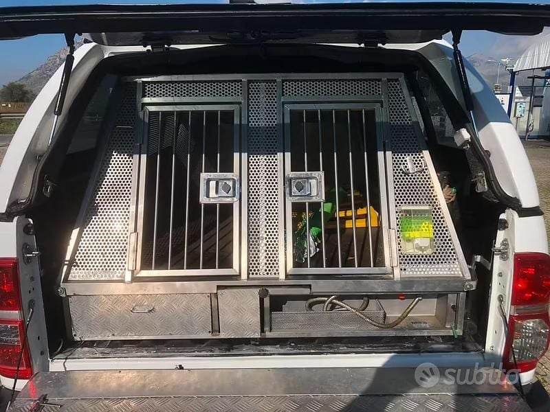 Usata Toyota HiLux 144 CV (105 kW) 2013 Bianco Pick-up