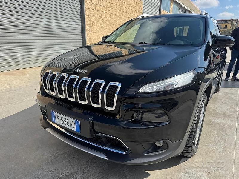 Usado Jeep Cherokee 195 CV (143 kW) 2018 Negro SUV