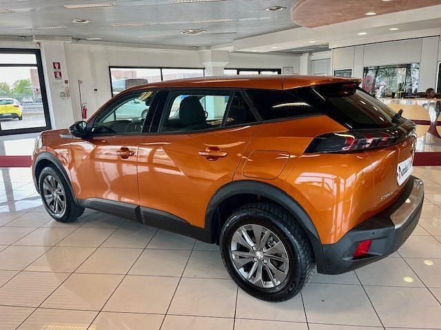 Usata Peugeot 2008 Active 2022 Arancione SUV