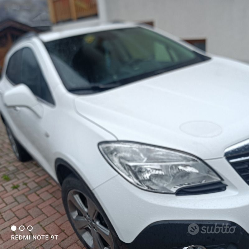 Bianco Usata 2013 Opel Mokka Cosmo SUV | 8000 € (Molto cara) - Immagine 1/4