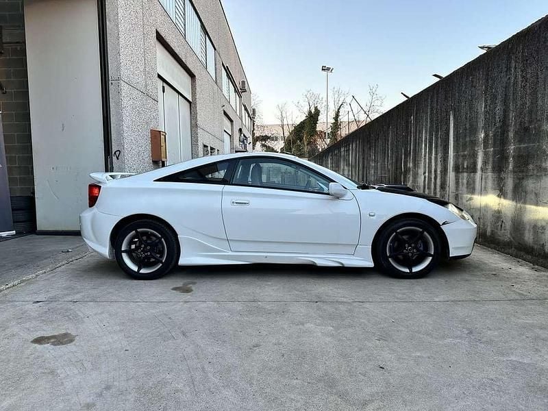Usata Toyota Celica 143 CV (105 kW) 2000 Coupé