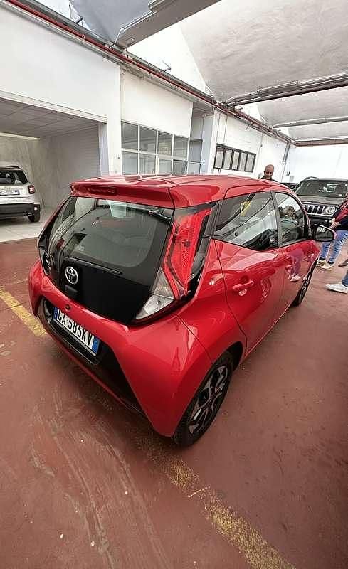 Usata Toyota Aygo X-play 72 CV (52 kW) 2019 Utilitaria