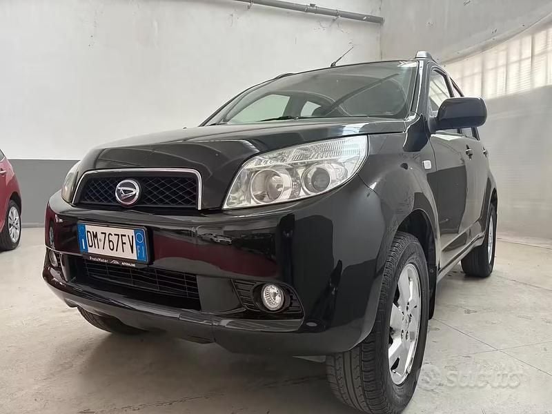 Usata Daihatsu Terios 105 CV (77 kW) 2008 Nero SUV