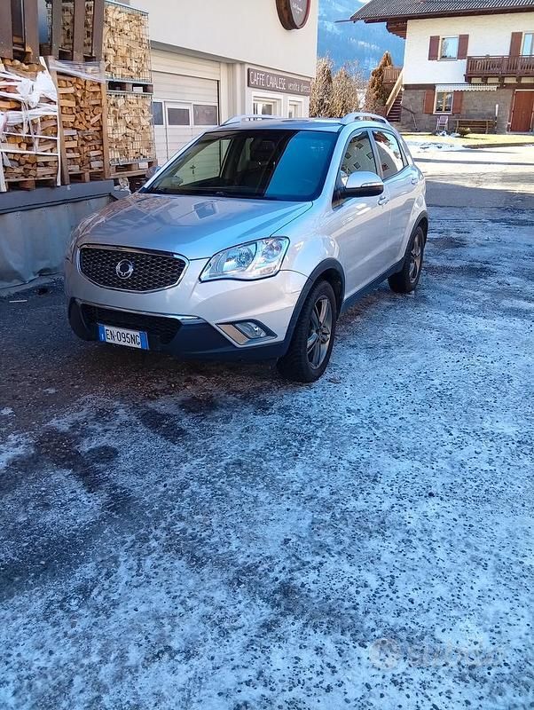 Usata Ssangyong (KGM) Korando 175 CV (128 kW) 2012 Grigio Station wagon