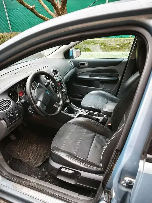 Usata Ford Focus 116 CV (85 kW) 2008 Blu/azzurro Berlina