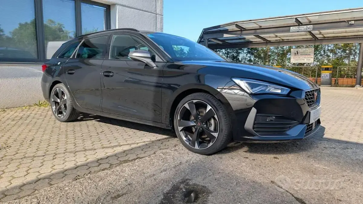 Usata Cupra Leon 150 CV (110 kW) 2024 Nero Station wagon