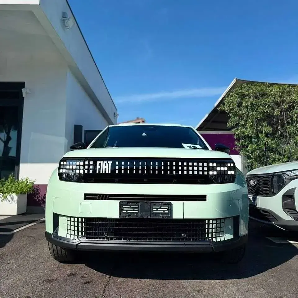 Nuova Fiat Grande Panda Business 101 CV (74 kW) 2026 Verde Utilitaria