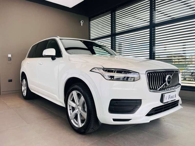 Usata Volvo XC90 Core 235 CV (172 kW) 2024 Bianco SUV