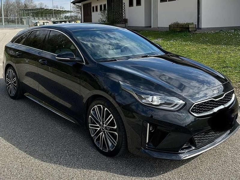 Usata Kia ProCeed GT-Line 136 CV (100 kW) 2019 Nero Station wagon